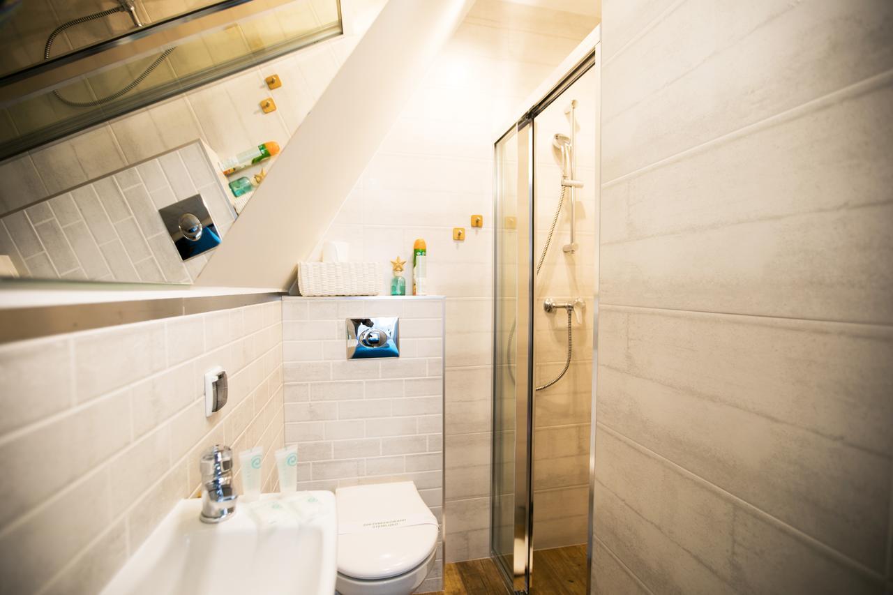H&T Old Town Szeroka 77 Apartment Гданск Екстериор снимка